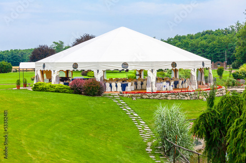Photo: Outdoor wedding reception Outdoor wedding reception