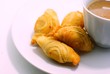 Curry puff with coffee
