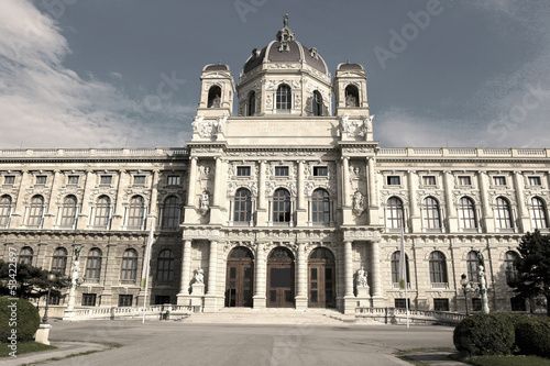 Photo: Kunsthistorisches Museum in Vienna - sepia image Kunsthistorisches Museum in Vienna - sepia image