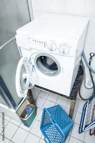 Photo: wash machine wash machine