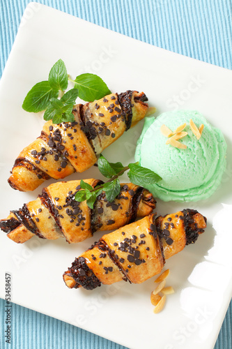 Photo: Chocolate crescent rolls with ice cream Chocolate crescent rolls with ice cream