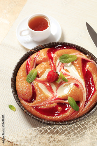 Photo: Cheese and strawberry sponge cake Cheese and strawberry sponge cake
