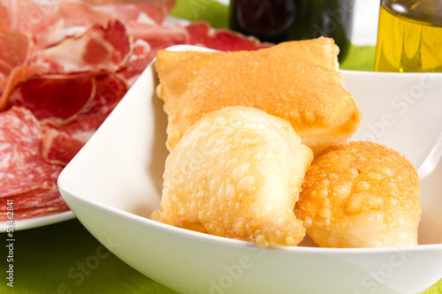 Photo: Gnocco fritto con salumi Gnocco fritto con salumi
