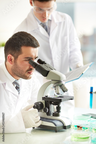 Photo: Laboratory research Laboratory research