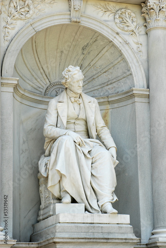 Photo: Monument to Franz Grillparzer in the Volksgarten, Vienna Monument to Franz Grillparzer in the Volksgarten, Vienna