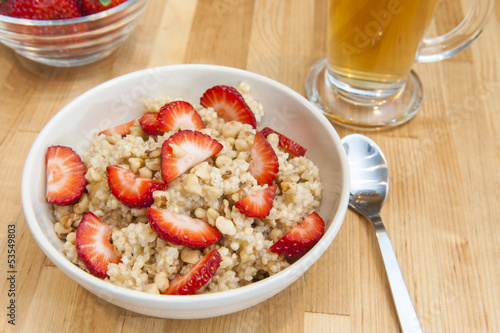 Photo: Warm millet pudding with Strawberries Warm millet pudding with Strawberries