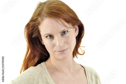 Photo: Junge rothaarige Frau im Portrait Junge rothaarige Frau im Portrait