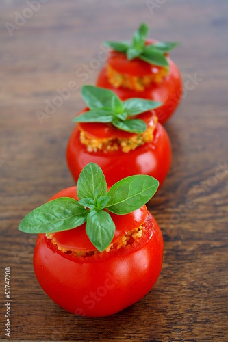 Photo: Pomodori ripieni al cous cous di verdure Pomodori ripieni al cous cous di verdure