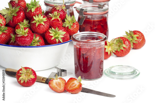 Photo: Selbstgemachte Erdbeer Marmelade Selbstgemachte Erdbeer Marmelade