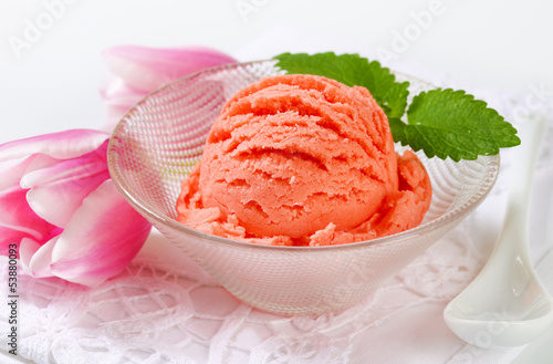 Photo: Ice cream and fresh tulips Ice cream and fresh tulips