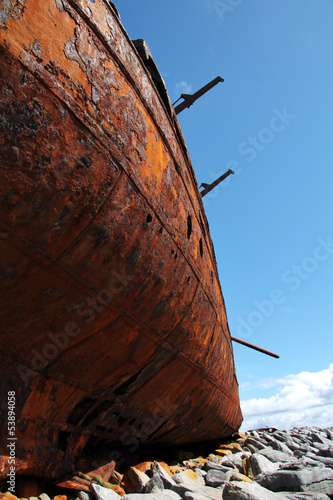 Photo: red rust detail, old sank boat in Inisheer, Aran Islands red rust detail, old sank boat in Inisheer, Aran Islands