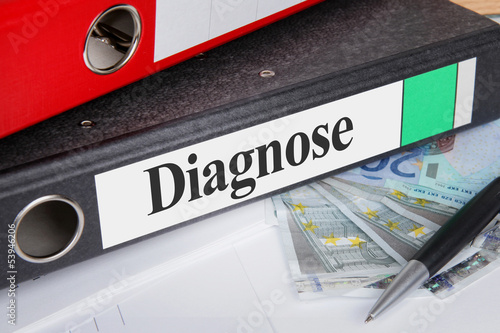 Photo: Aktenordner mit Diagnose Aktenordner mit Diagnose
