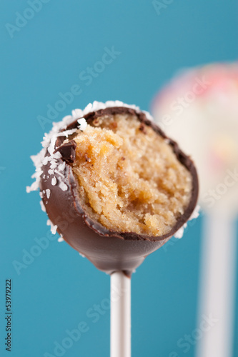 Photo: Bitten coconut topping chocolate cake pop Bitten coconut topping chocolate cake pop