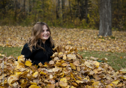 Photo: Sitting in Leaves Sitting in Leaves