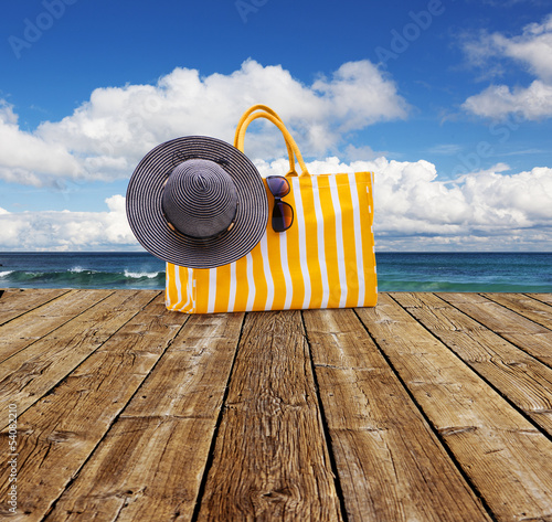 Photo: Badetasche am Steg Badetasche am Steg
