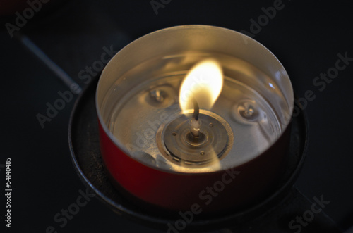 Photo: Andachtskerzen in der Kirche Andachtskerzen in der Kirche