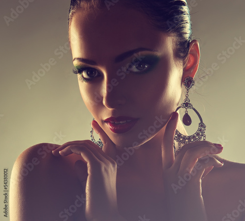 Photo: Mysterious girl fashion Mysterious girl fashion