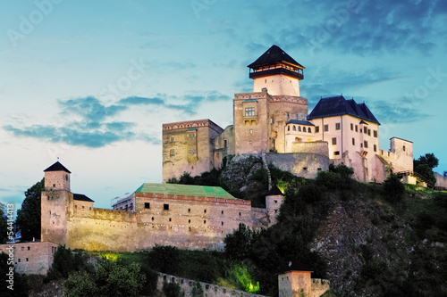Photo: Slovakia castle at night, Trencin Slovakia castle at night, Trencin
