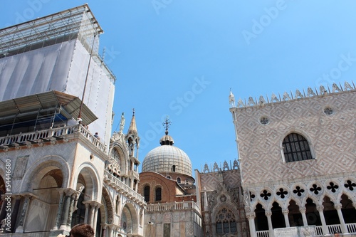 Photo: St. Mark's Bazilica and Doge's Palace, Venice, Italy St. Mark's Bazilica and Doge's Palace, Venice, Italy
