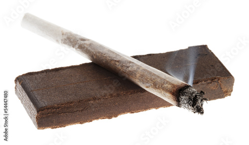 Photo: Lit Joint & 20 Grams of Hashish Lit Joint & 20 Grams of Hashish