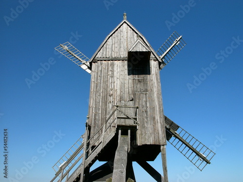 Photo: Windmühle in Holzbauweise bei Detmold in Ostwestfalen-Lippe Windmühle in Holzbauweise bei Detmold in Ostwestfalen-Lippe