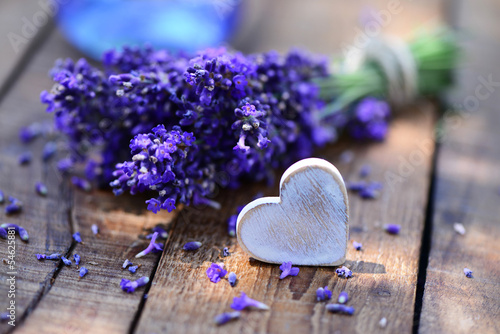 Photo: Herz mit Lavendel Herz mit Lavendel