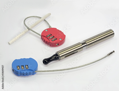 Photo: liberate from the habit of bad smoking with electronic cigarette liberate from the habit of bad smoking with electronic cigarette