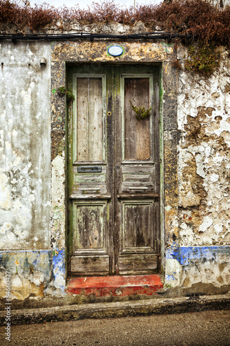 Photo: Entrance of ruined house Entrance of ruined house