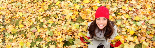 Photo: Autumn / fall banner background texture woman Autumn / fall banner background texture woman