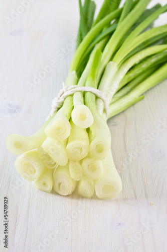 Photo: Bunch of organic green spring onions Bunch of organic green spring onions