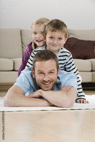 Photo: Vater und Kinder Vater und Kinder