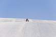 Photo: Italien, Trentino-Alto Adige, Südtirol, Bozen, Seiser Alm, Frau Skifahren auf Skipiste Italien, Trentino-Alto Adige, Südtirol, Bozen, Seiser Alm, Frau Skifahren auf Skipiste