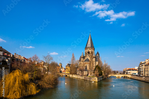 Photo: The Temple Neuf The Temple Neuf