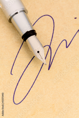 Photo: Unterschrift und Füllhalter Unterschrift und Füllhalter