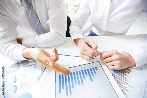 Photo: Business review Business review