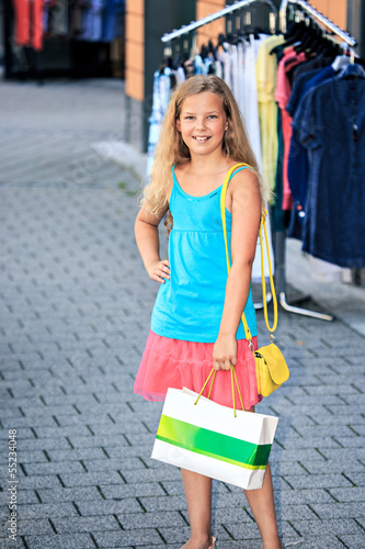 Photo: shopping in the city shopping in the city