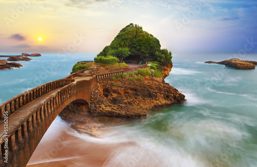 Photo: Rocher du basta au crépuscule, Biarritz Rocher du basta au crépuscule, Biarritz