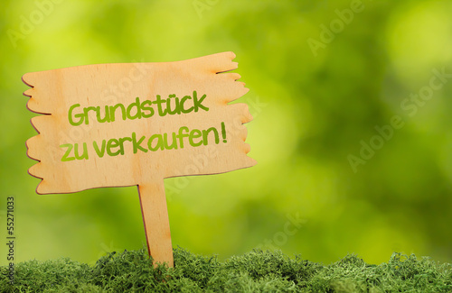 Photo: Grundstück zu verkaufen - natürliche Holztafel Grundstück zu verkaufen - natürliche Holztafel