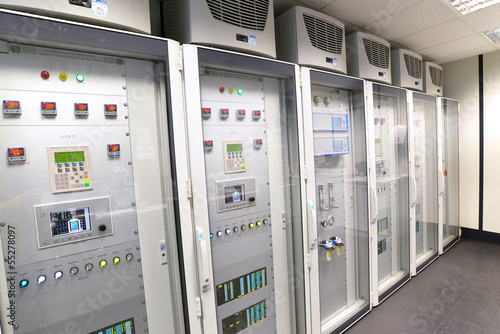 Photo: Schaltzentrale in einem Produktionswerk Schaltzentrale in einem Produktionswerk