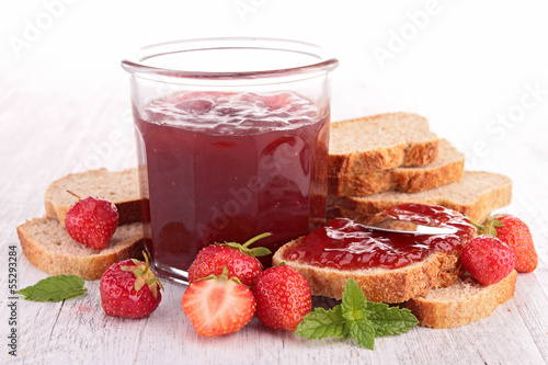 Photo: strawberry jam and bread strawberry jam and bread