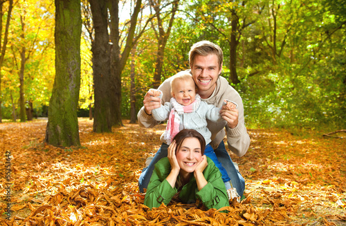 Photo: familie im herbst familie im herbst