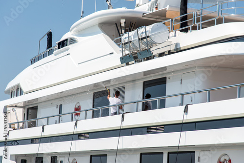 Photo: washing yacht washing yacht
