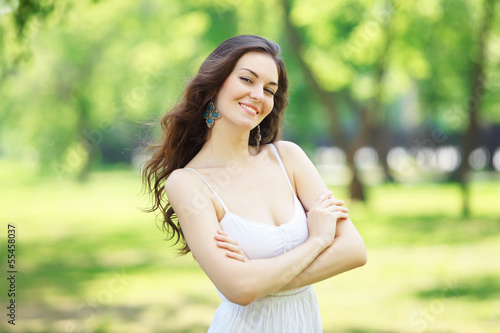 Photo: Young woman outdoor Young woman outdoor