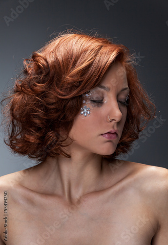 Photo: Rothaarige mit Make-up Rothaarige mit Make-up