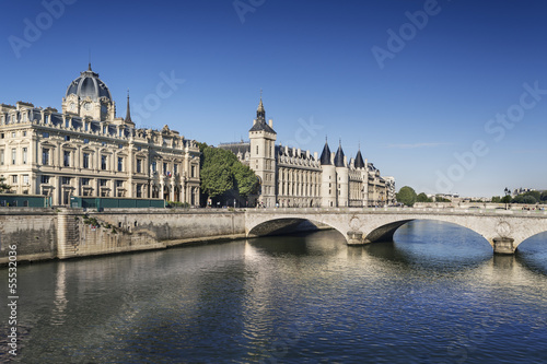 Photo: Paris Conciergerie Seine Paris Conciergerie Seine