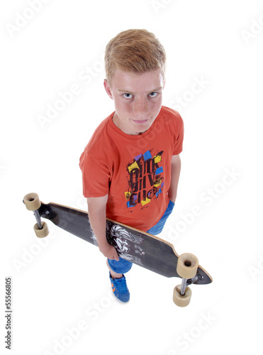 Photo: Junge mit Skateboard/Longboard Junge mit Skateboard/Longboard