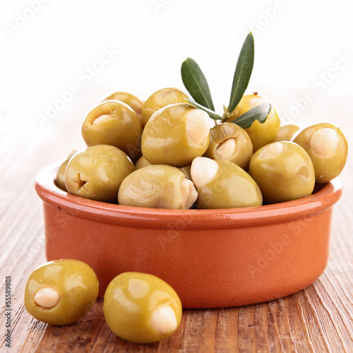 Photo: bowl of olives bowl of olives
