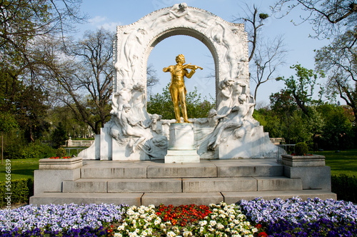 Photo: Statue of Mozart Statue of Mozart