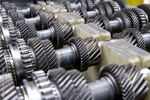 Photo: Schaltgetriebe Gearbox Zahnräder Auto Produktion Schaltgetriebe Gearbox Zahnräder Auto Produktion