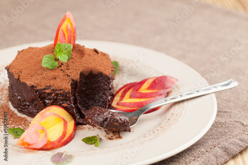 Photo: Raw vegan avocado chocolate mousse with nectarine Raw vegan avocado chocolate mousse with nectarine